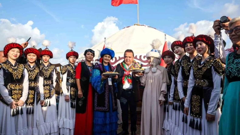 Antalya’da Yörük Türkmen Festivali Büyük İlgi Gördü