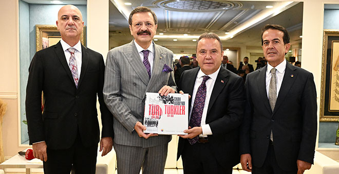 TOBB Başkanı Rifat Hisarcıklıoğlu, Antalya Büyükşehir Belediye Başkanı Muhittin Böcek’i Ziyaret Etti