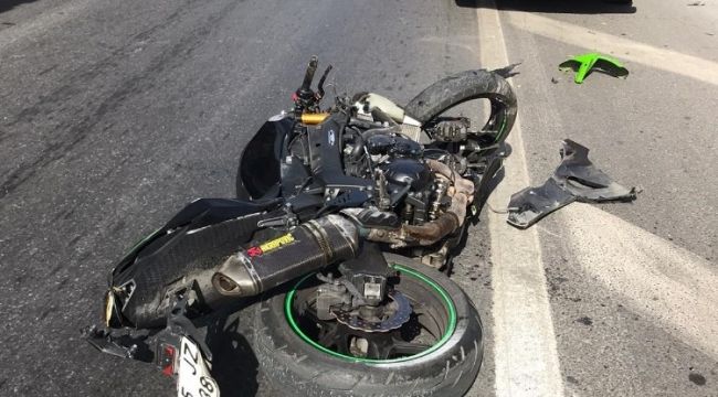 Alanya’da kaldırıma çarpan motosiklet sürücüsü hayatını kaybetti