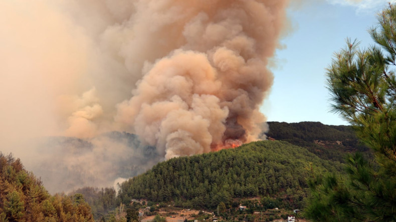 Antalya Gazipaşa’da Orman Yangını Kontrol Altına Alındı