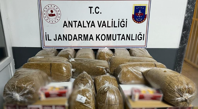 Antalya’da Kaçak Tütün Operasyonu: 190 Kilogram Kaçak Tütün Ele Geçirildi