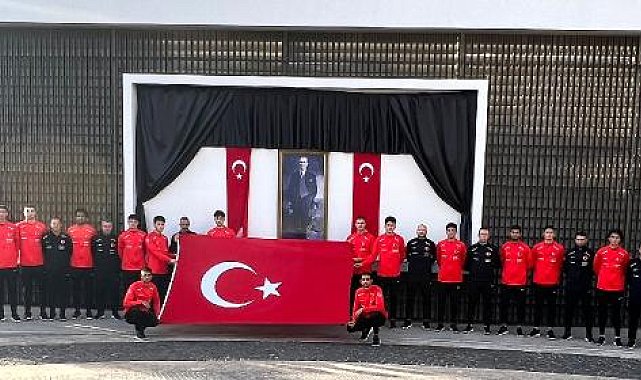 U19 Milli Takımı, Atatürk’ü anma töreni düzenledi
