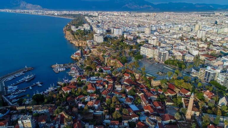 Antalya, Kasım Ayında Yabancılara 790 Konut Satışıyla İlk Sırada