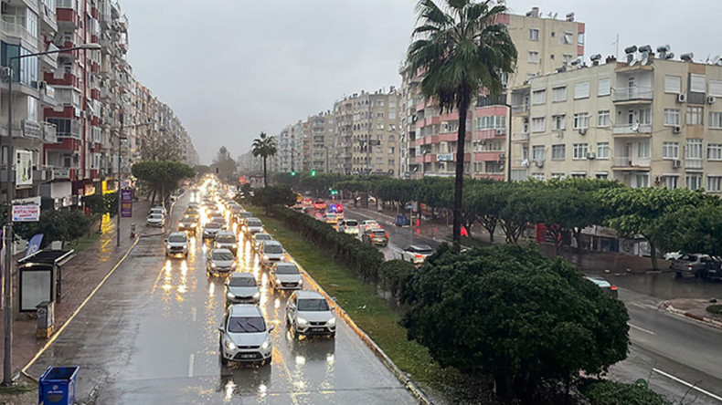 Antalya’ya pazartesi günü için acil uyarı şimdi geldi