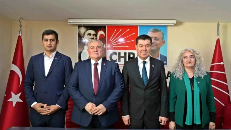 CHP Muratpaşa Belediye Başkan Aday Adayı Davut Çetin: Her kesimin oyuna talibiz