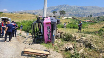 Antalya’da safari araçları çarpıştı: 16 yaralı