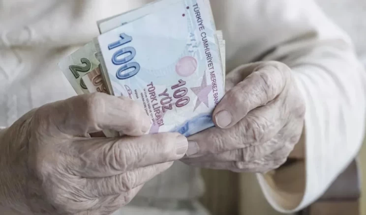 Emekli maaşlarının zam farkı 26 Temmuz’da yatırılacak