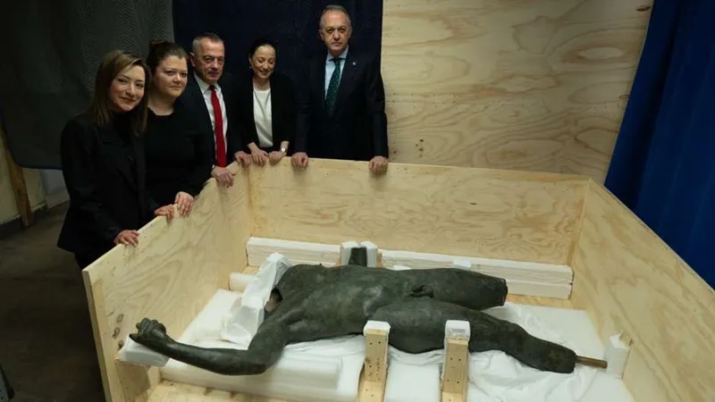 Boubon’un kayıp imparatoru Türkiye’ye dönüyor