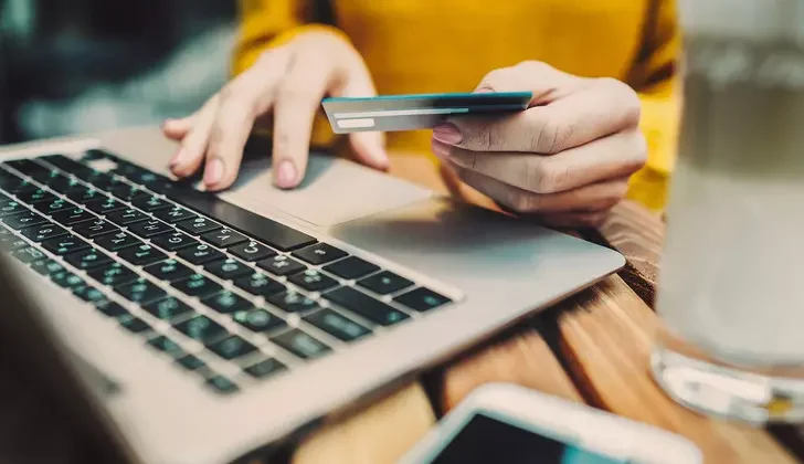 Kredi kartı ile online alışverişte rota değişti! 12 bin liralık ürün 6 bin lira, 6 bin liralık ürün ise 3 bin lira…