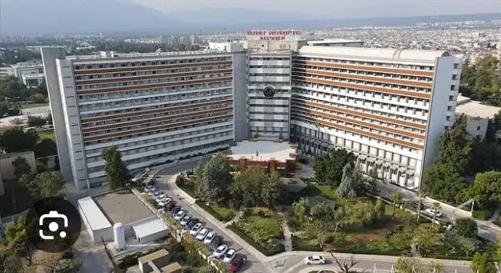 AÜ’ye yeni bina!.