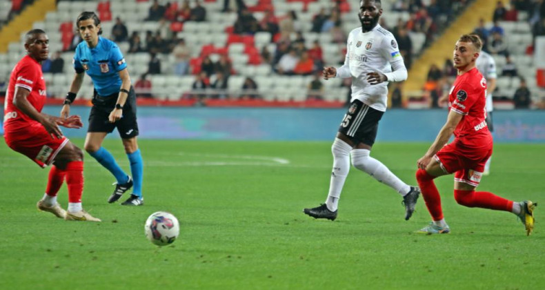 Antalyaspor’u Kalkavan yedi 1-3